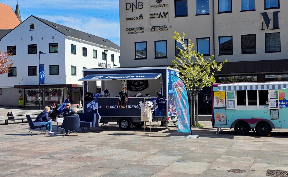Takk til Molde kommune for velvillighet og rask tilbakemelding på søknaden om torgplass i sentrum.