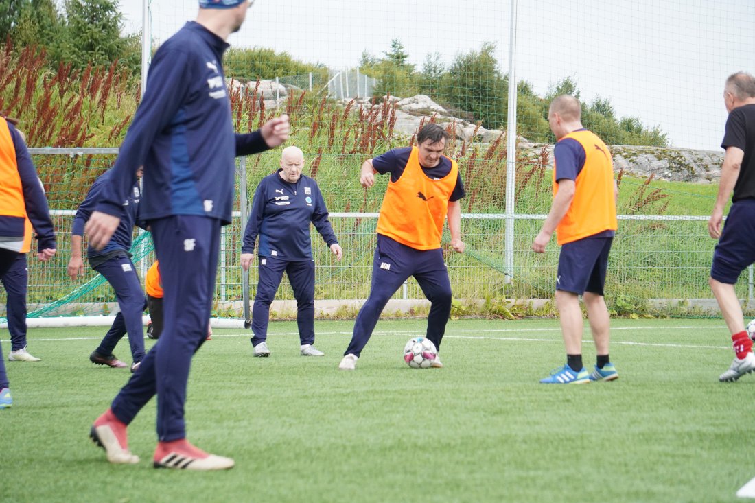 Gatelaget trener mandager og torsdager. Nasjonal turnering for gatelag er et av årets høydepunkter.