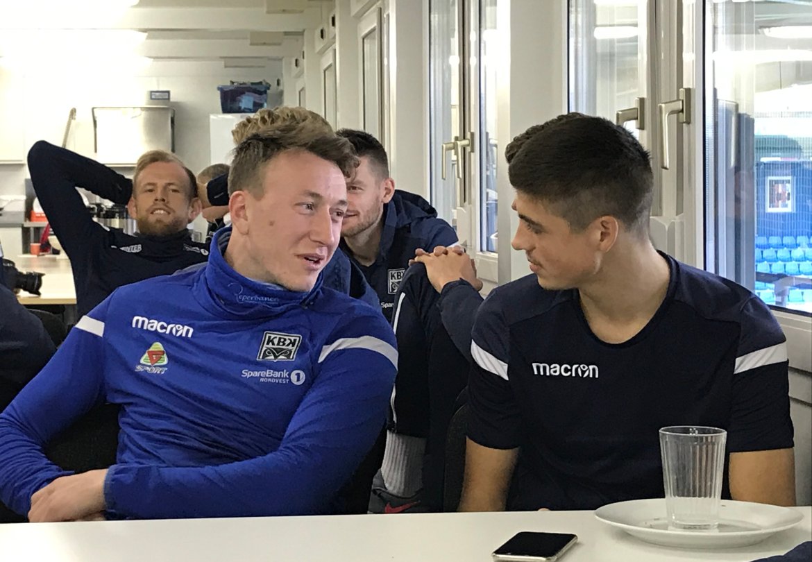 Sean McDermott og Sander Lille-Løvø deler sine verdier under MOT-økta.