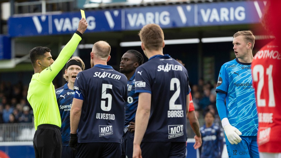 Det gjøres justering av spillereglene som gjelder i norsk toppfotball fra 1. juli 2026. Foto: NTB