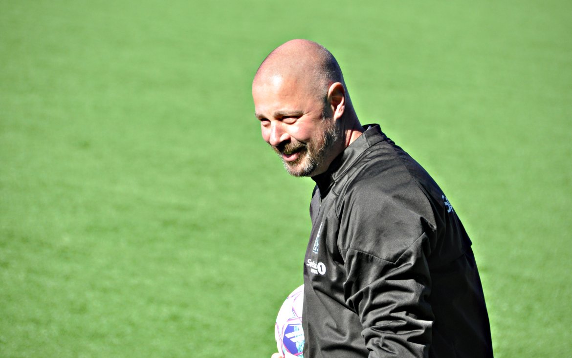 Keepertrener Conny Månsson.