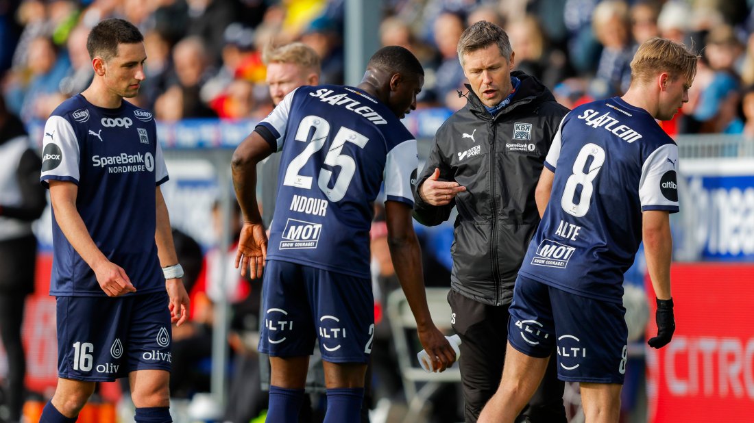 Med unntak av på keeperplassen valgte Amund Skiri samme lag som mot HamKam sist. Foto: NTB