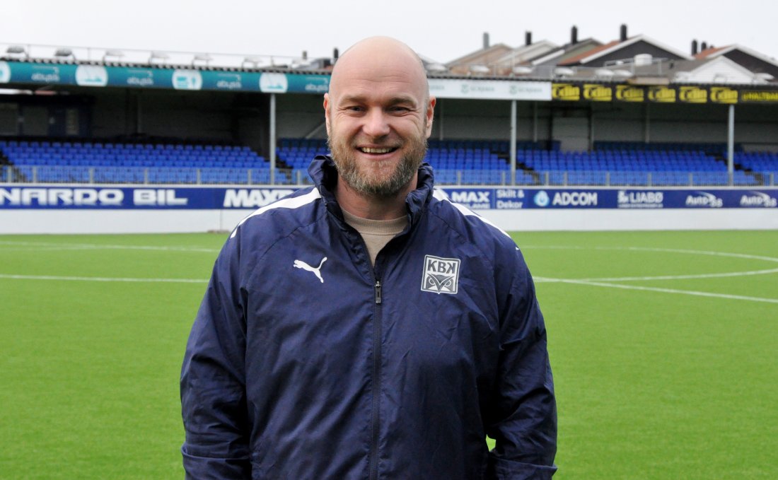 Håkon Dretvik er ny hovedtrener for KBK Kvinner.