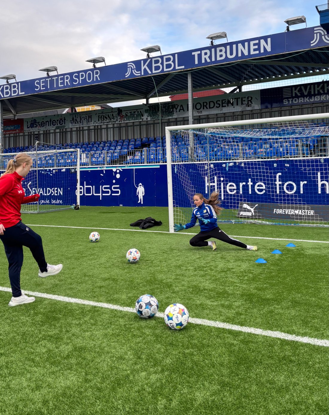 Egen keepertrening på fotballskolen.