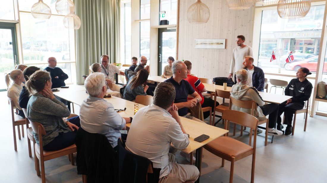 KBK-spillerne Niklas Ødegård og Dan Peter Ulvestad var også på plass for å fortelle om hva KBKs sponsorer betyr for dem.
